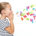 Toddler Speech Delay vs Late Bloomer: Signs & Parent Tips